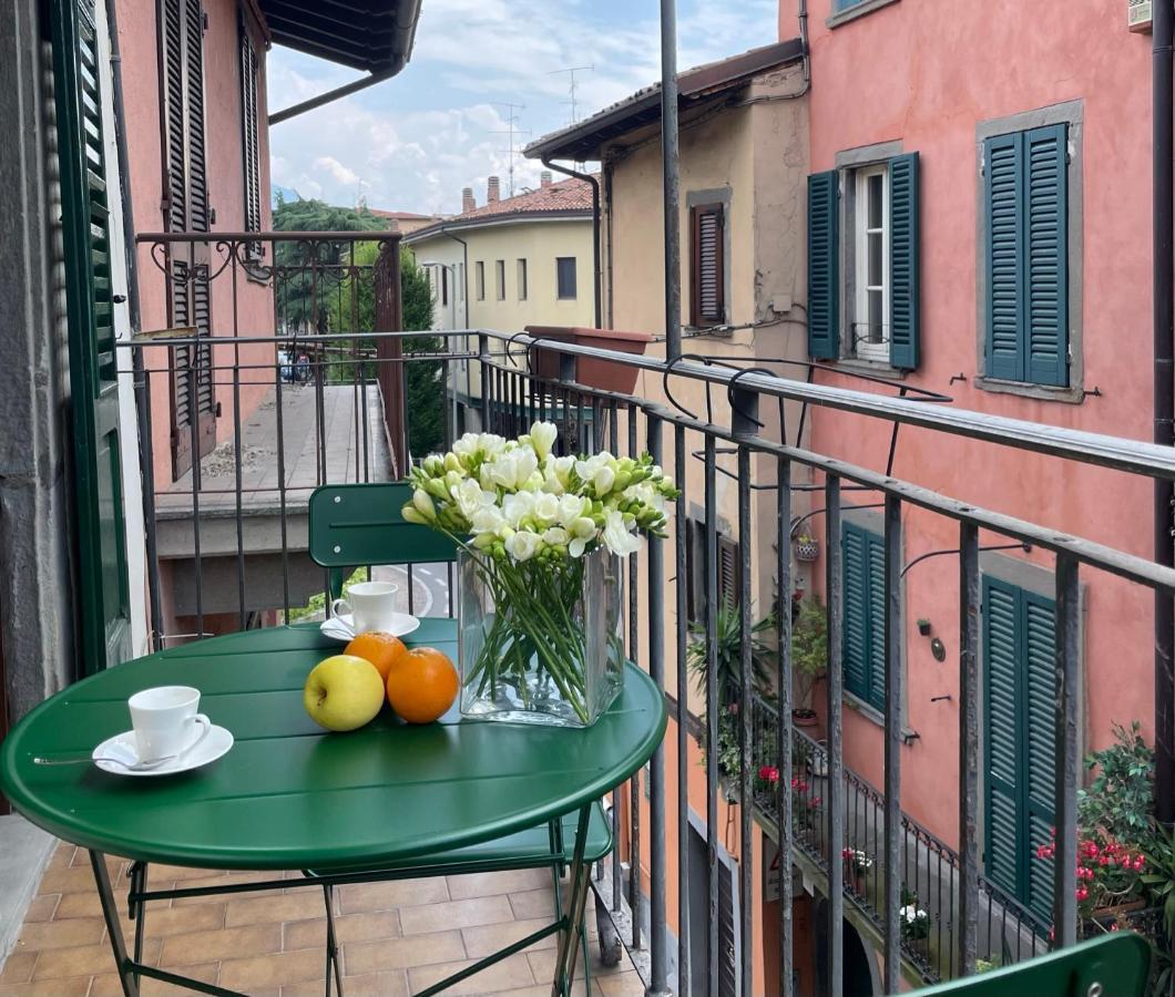 La Casa Di Cate Lägenhet Sarnico Exteriör bild
